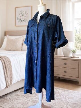 ✨NWOT Millenium High Low Button Up Front Denim Dress with Side Pockets 😊